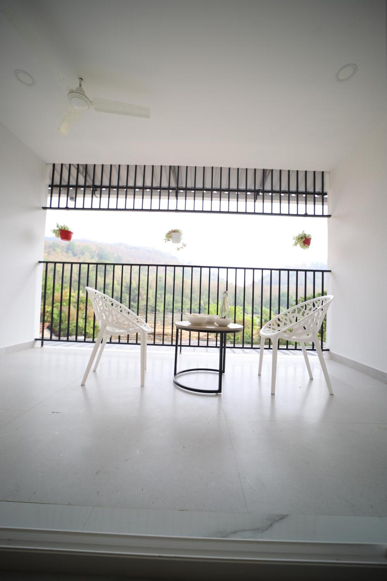 Seeheim Resorts Athirappilly Exterior foto