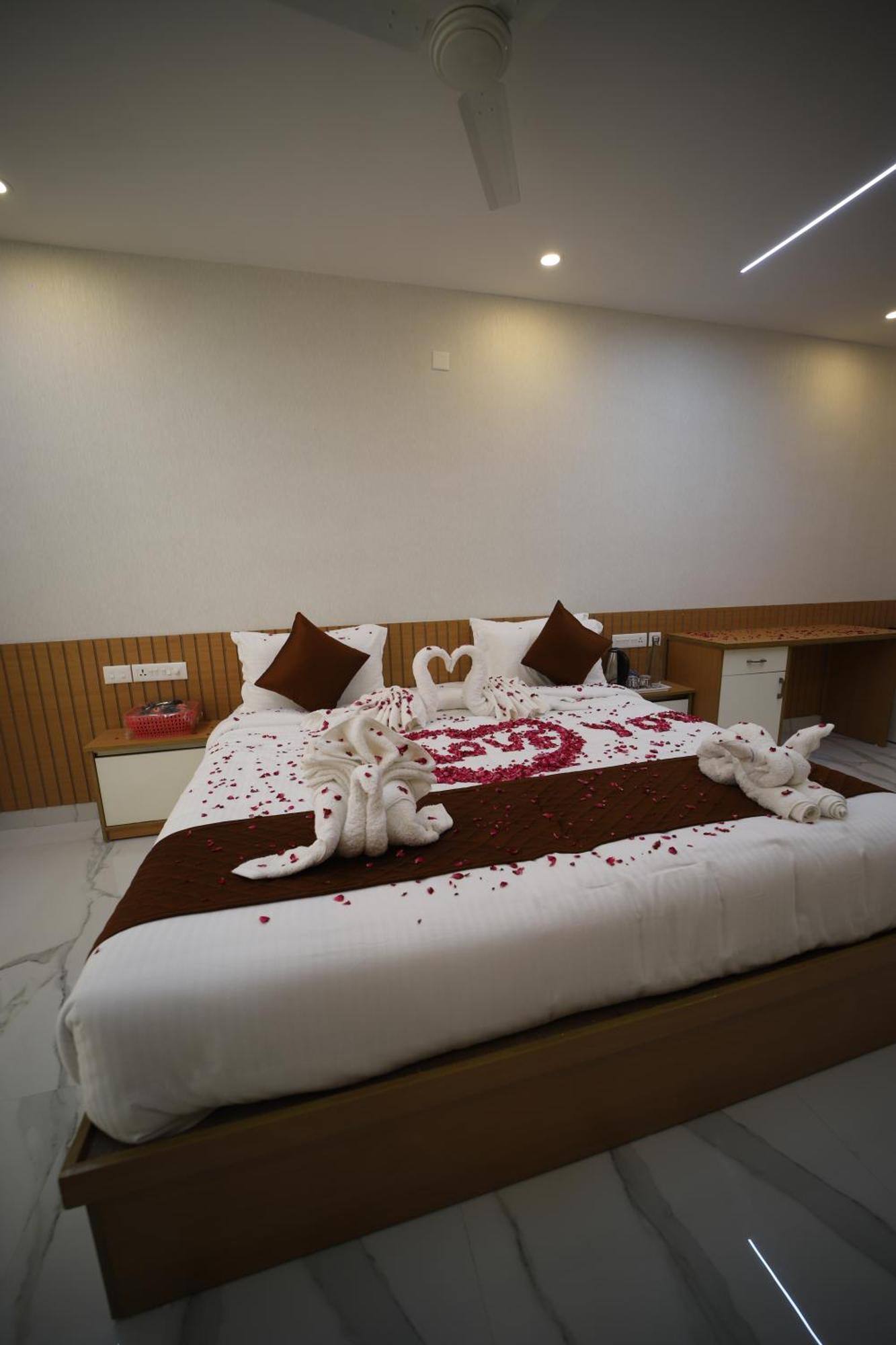 Seeheim Resorts Athirappilly Exterior foto